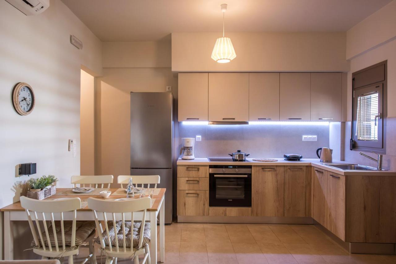 Caravel Apartments Stalis エクステリア 写真